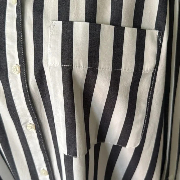 Black & White Vertical Striped Long Sleeved Blouse Top Tunic Sz S “Oversized” - Picture 8 of 13